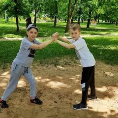 2 июня 2021 в спортивно-оздоровительном лагере Сморгонской районной ДЮСШ профсоюзов прошли подвижные игры на свежем воздухе