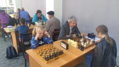 В Сморгони  17 сентября прошли соревнования по настольному теннису и шахматам приуроченные ко Дню народного единства