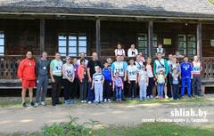 Сотрудники Сморгонского РОВД вместе с семьями приняли участие в велопробеге до дома-музея Богушевича в деревню Кушляны
