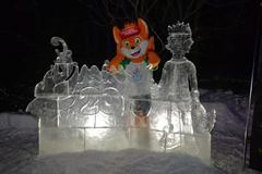 Фотофакт: ледяная фигура-талисман II Европейских игр появилась в Минске