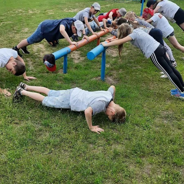 7 июня в спортивно-оздоровительном лагере Сморгонской районной ДЮСШ профсоюзов прошло Первенство по общей физической подготовке