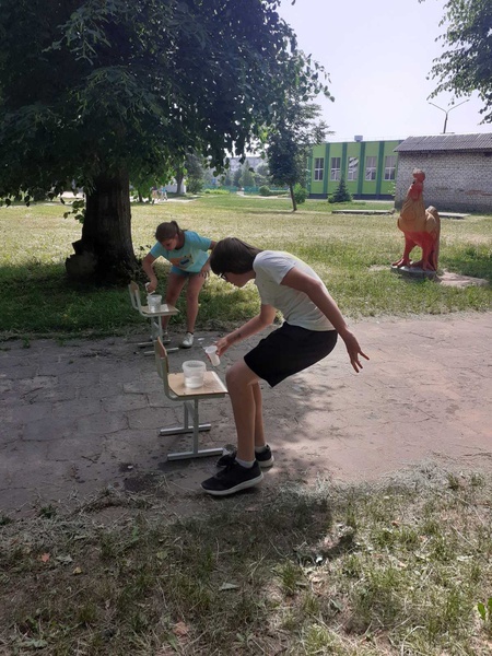 Разнообразная программа спортивных и развлекательных мероприятий была 23 июня в спортивно-оздоровительном лагере Сморгонской районной ДЮСШ профсоюзов