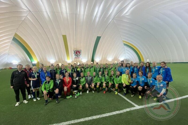 Команда девушек Смогонского района заняла III место в Олимпийских днях молодежи Гродненской области по футболу