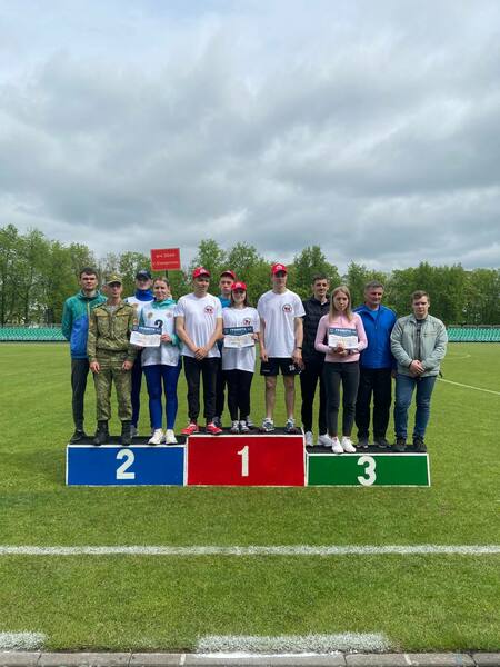 Отдел спорта и туризма Сморгонского райисполкома наградил грамотами и кубками победителей и призеров XVI районной спартакиады игр трудящихся. Отдел спорта и туризма Сморгонского райисполкома наградил грамотами и кубками победителей и призеров XVI районной спартакиады игр трудящихся.
